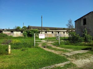 Ancien camp de L'OTAN à Croix-Chapeau