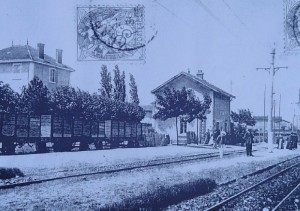 Craponne : la gare à l'époque de la vapeur sur la ligne Fourvière Ouest-Lyonnais (FOL) - branche vers Vaugneray