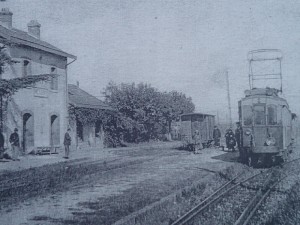 Vue ancienne de la gare de Messimy sur la ligne Fourvière Ouest-Lyonnais (FOL) - branche vers Mornant