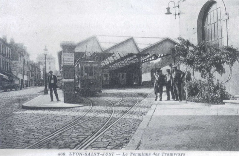 Gare de Saint-Just, terminus des tramways de l'Ouest Lyonnais, notamment de la compagnie Fourvière Ouest Lyonnais (FOL)