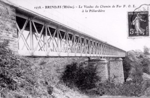 Brindas : viaduc de la Pillardière sur la ligne Fourvière Ouest-Lyonnais (FOL) - branche vers Mornant