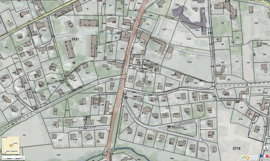 Le FOL à Francheville (Bel-air) : quel tracé entre les deux sections en pointillés marrons ?! Dans certains cas, même le parcellaire ne suffit pas. Solution : les vues aériennes anciennes. (capture d'écran du site Géoportail - http://www.geoportail.gouv.fr)