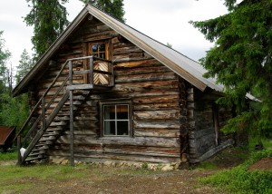Une cabane en bois en Finlande (Pixabay photo par Jacqueline Macou)