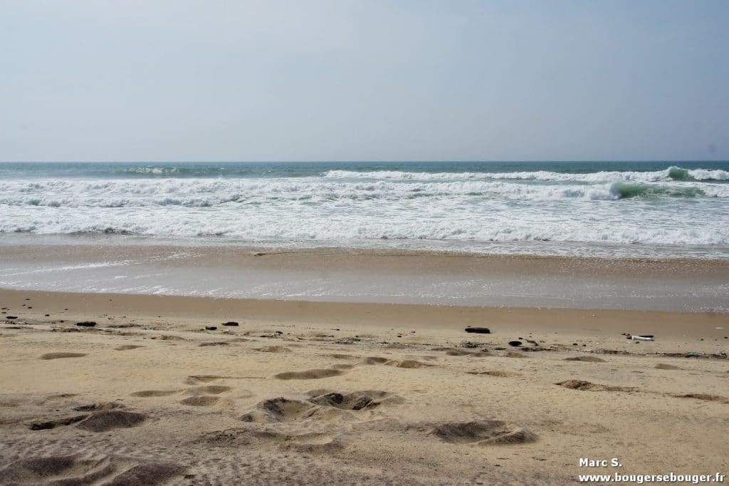 Lors d'une rando vélo entre Charentes, Saintonge et Médoc, vue de la plage du Crohot des Cavales, à proximité du domaine départemental de sports et de loisirs de Bombannes.